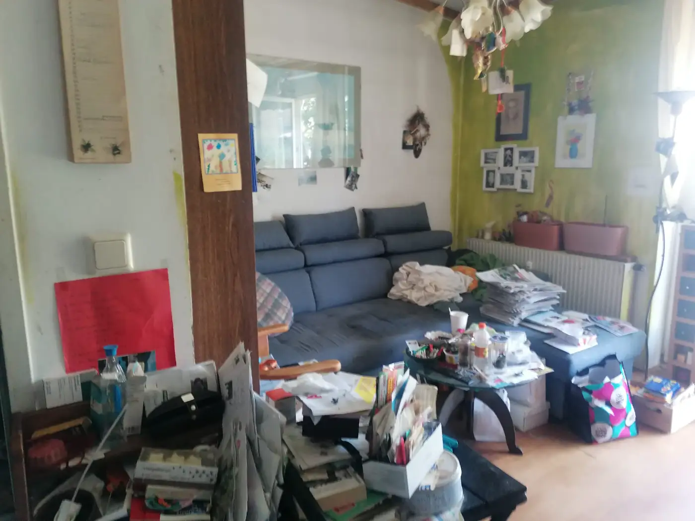 Wohnzimmer vor der Wohnungsentrümpelung
